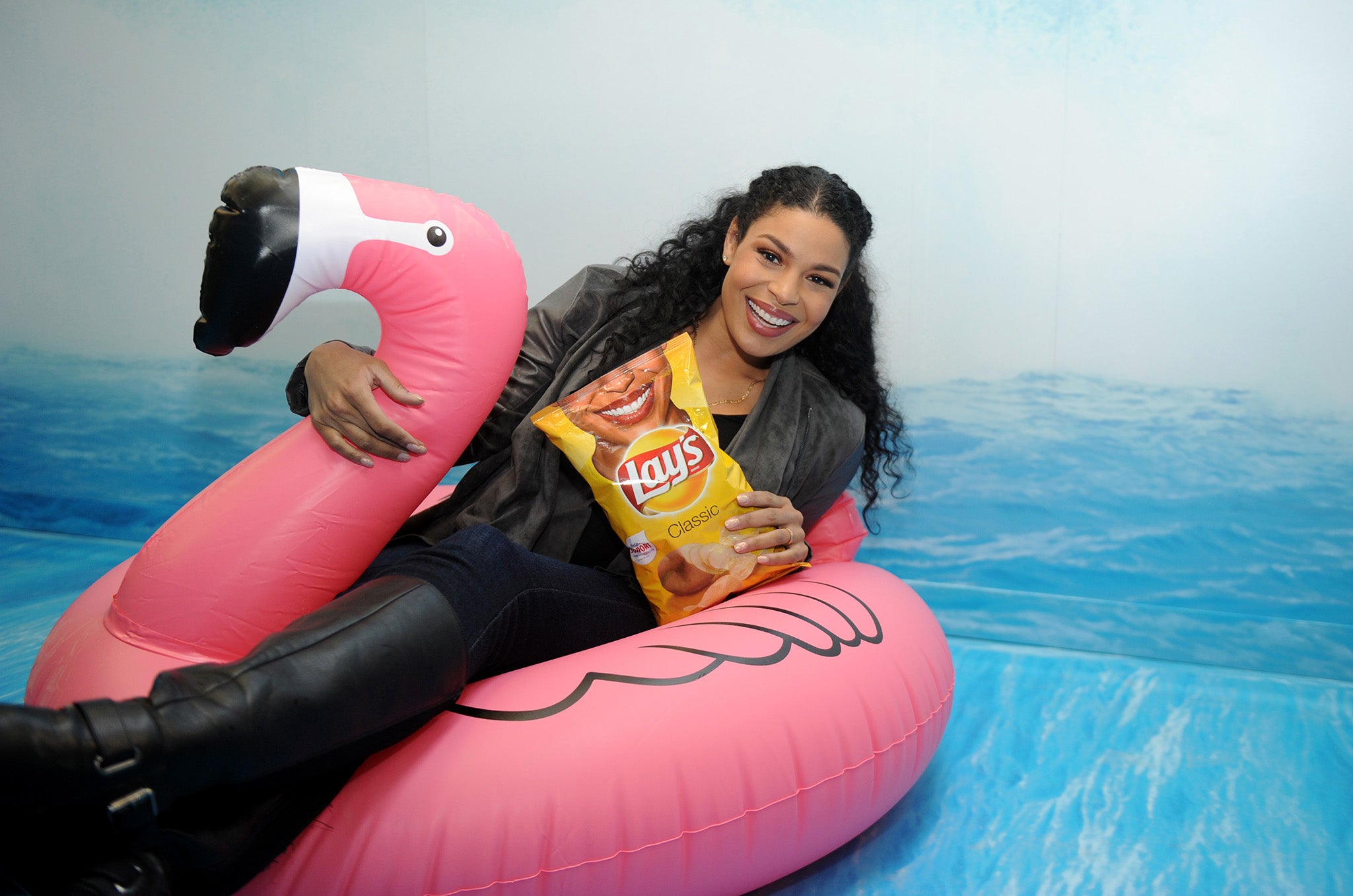 A Pregnant Jordin Sparks Can’t Help But Smile These Days